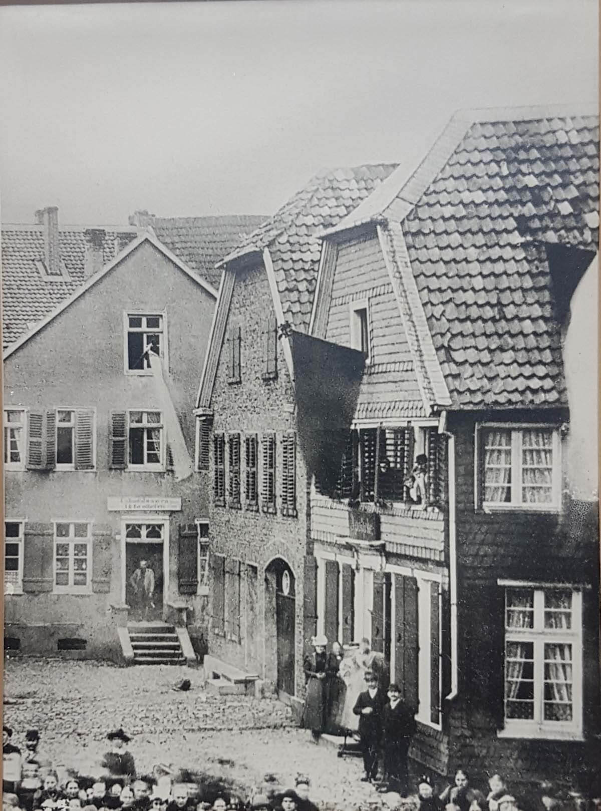 Adler-Apotheke am Markt (ca. 1870)